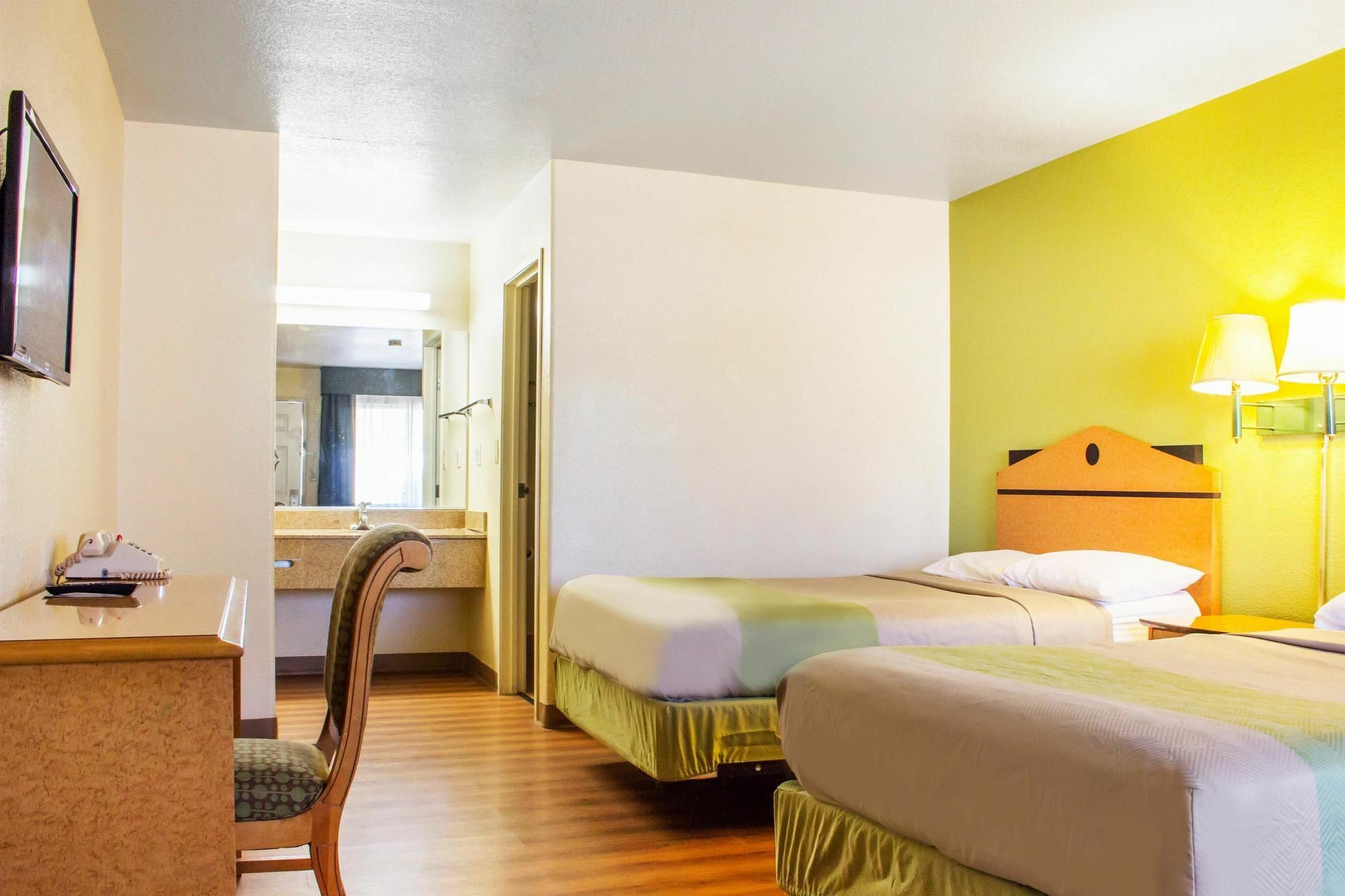 Apache Inn Темпе Екстериор снимка